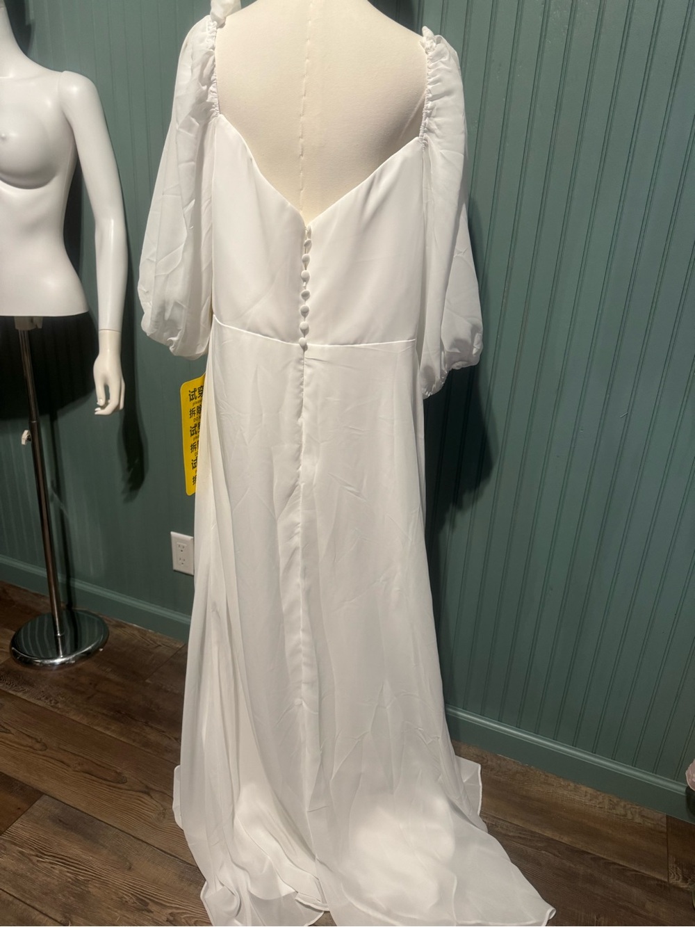 Brand New! Ivory-White Off-Shoulder Puff Sleeve Wedding Dress with Slit - Picture 5 of 8
